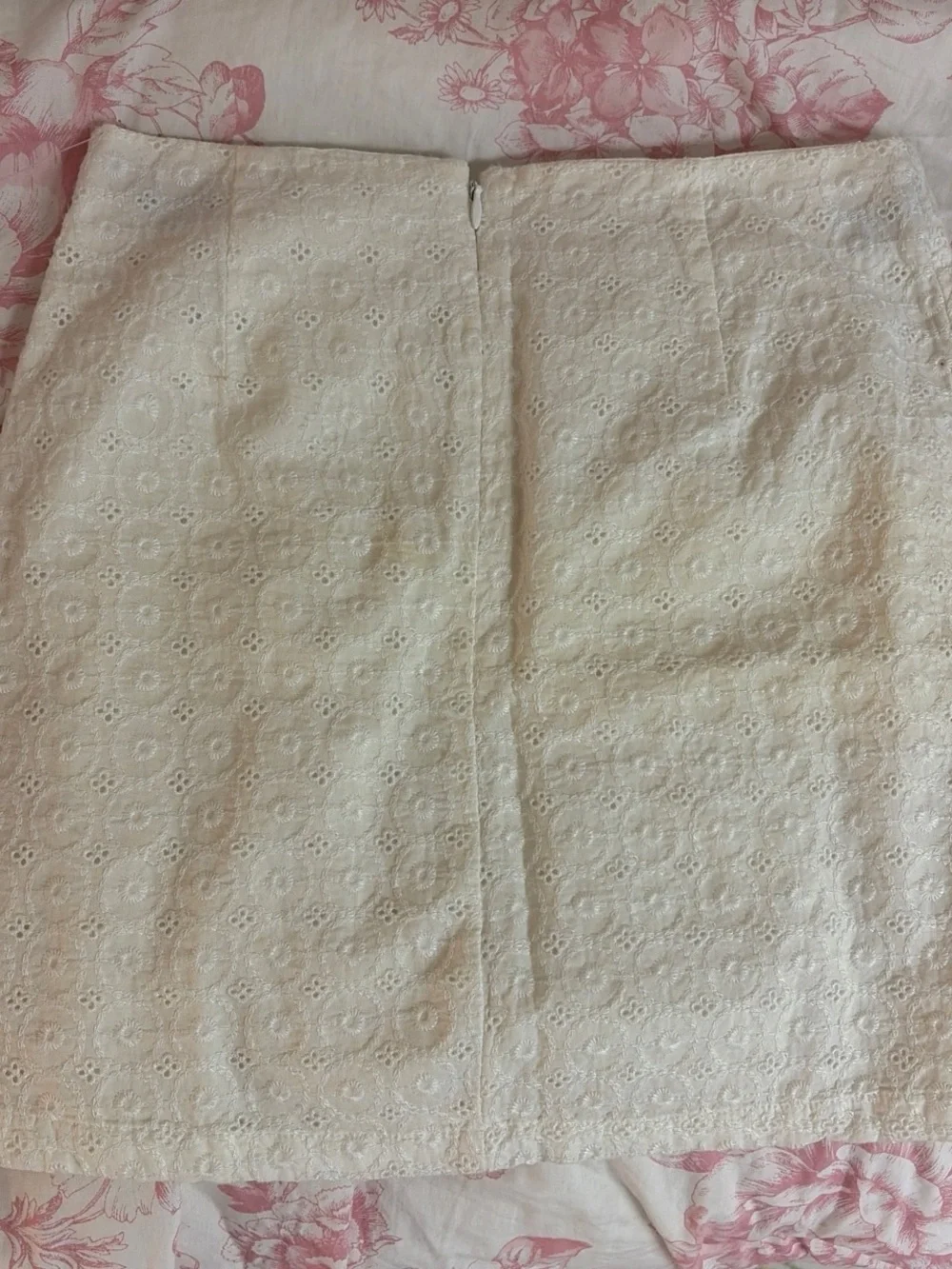 Aeropostale delicate eyelet